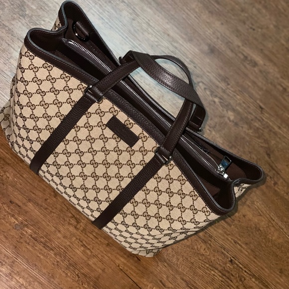 Gucci GG Guccissima Pattern Travel Tote - Picture 3 of 8